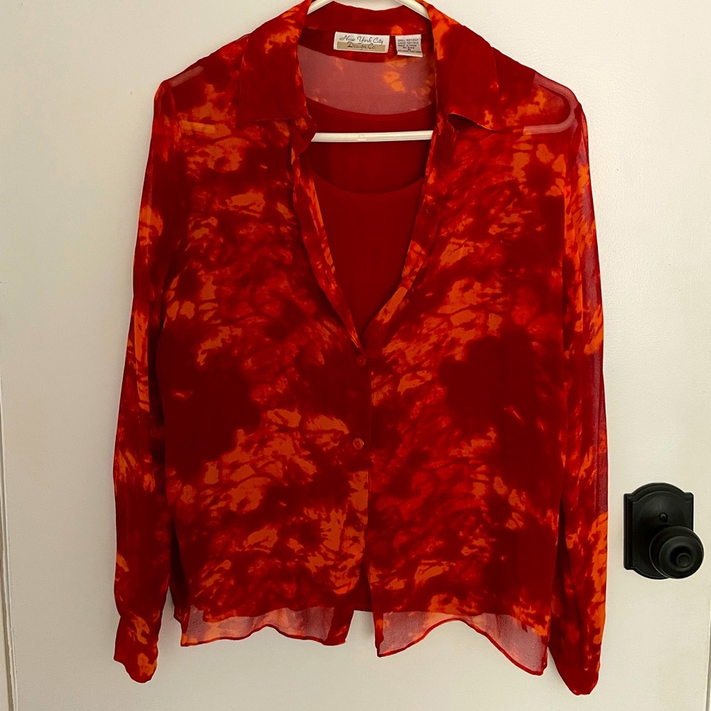 Vintage 100% silk chiffon blouse, Red/Orange Tie-Dye motif, Size Small